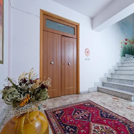 La Casa Di Zia Rosa Апартаменты *