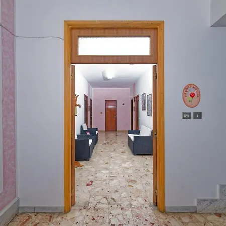 La Casa Di Zia Rosa Апартаменты Girifalco